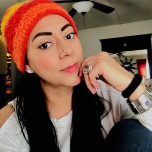 Meet your Posher, Leticia